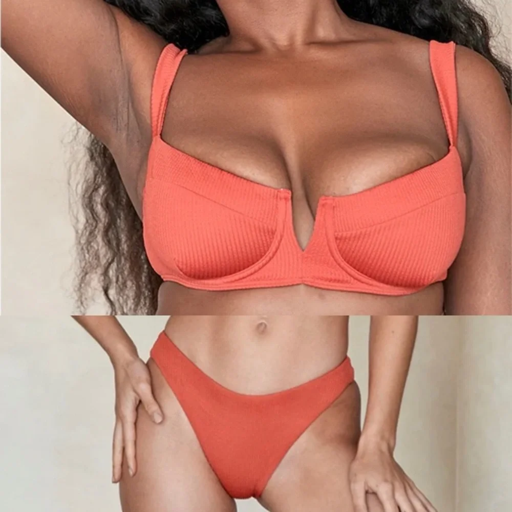 Monday Swimwear Clovelly Bikini Top Byron Bottoms Sangria Crinkle VV NWT